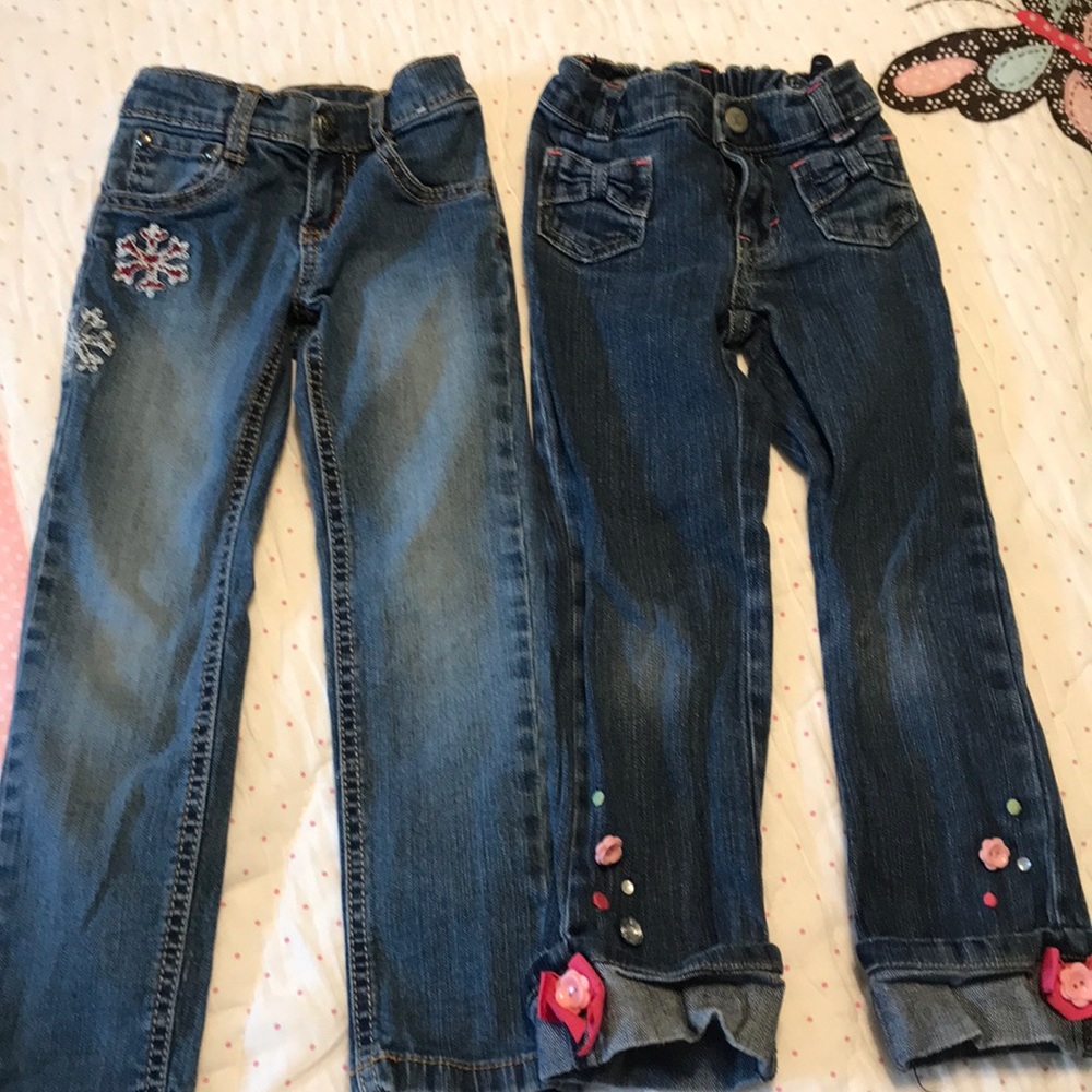 Gymboree 2 pairs of blue jeans. Size 4 slim!